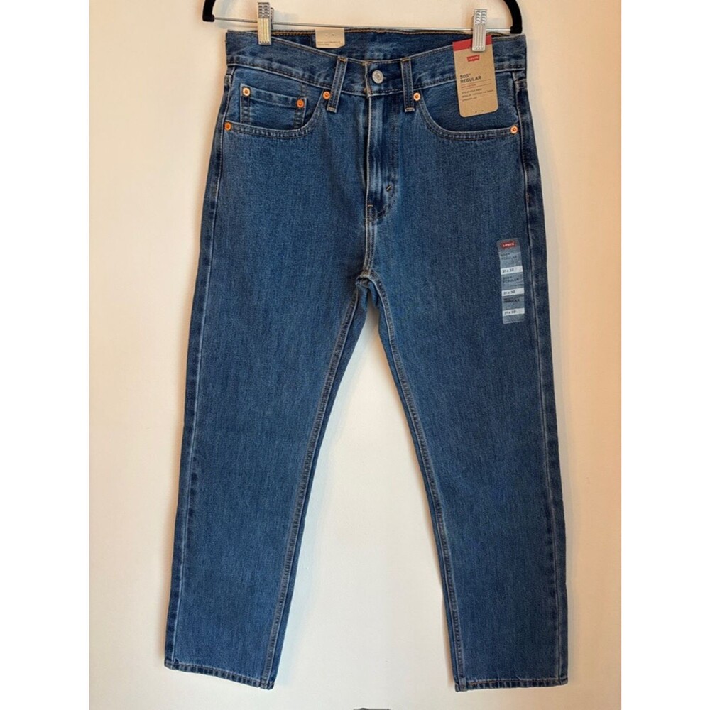 Levi’s Classic Mens 505 Blue Jeans Regular Fit cotton size 31x32 relaxed fit NWT